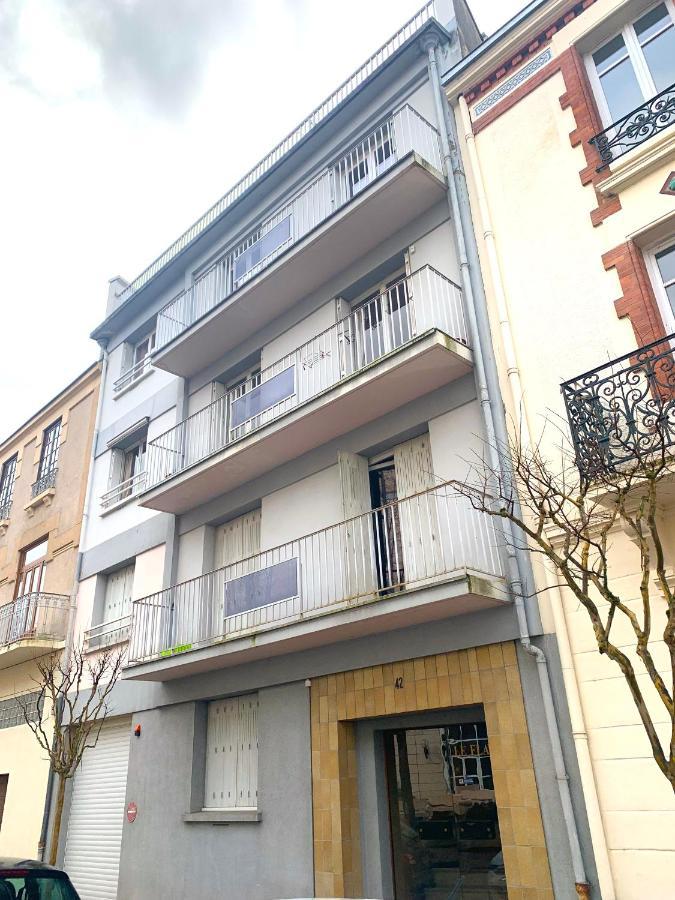 Le Callou - Parking - Face Aux Thermes - Rez De Chaussee Vichy Zewnętrze zdjęcie